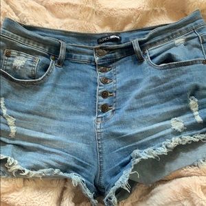 Fashion nova denim shorts